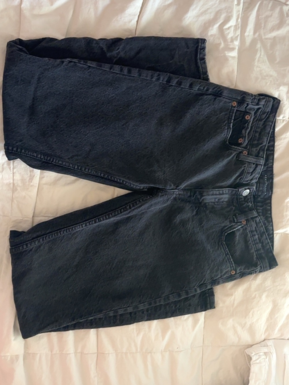 black Aeropostale jeans